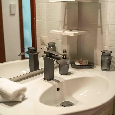 Schwarzwald Mit Pool Und Sauna Appartamento *